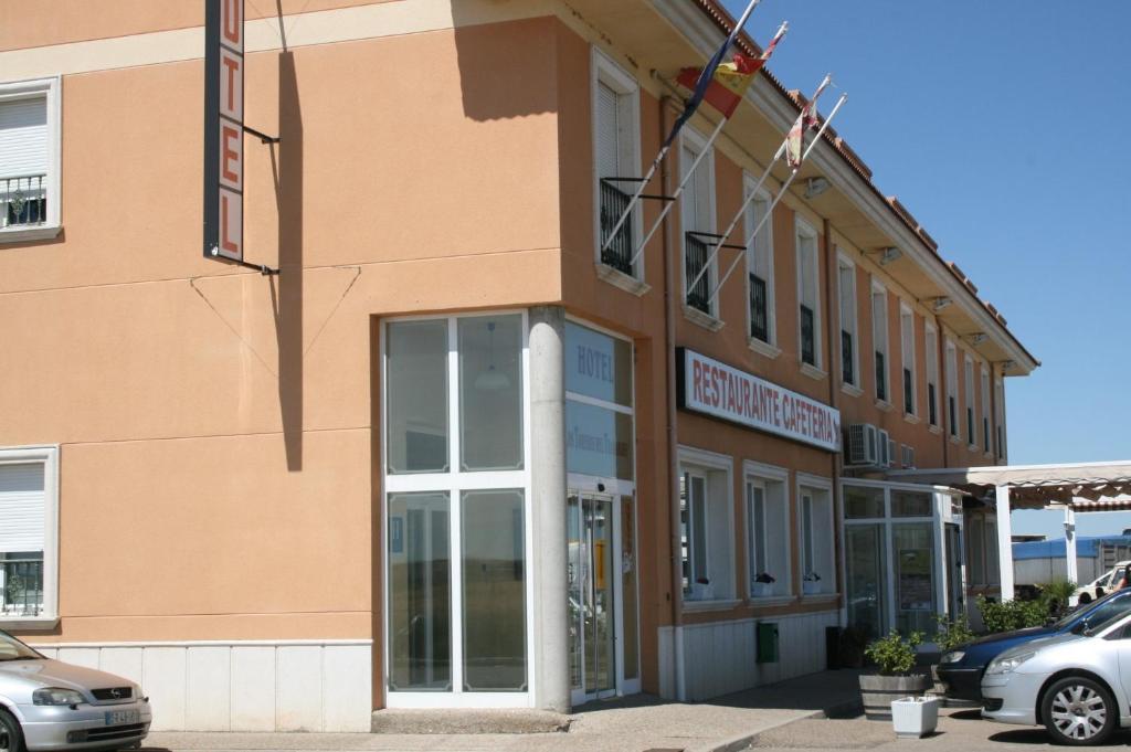 Hotel Los Toreros Del Trabancos Siete Iglesias de Trabancos Екстер'єр фото